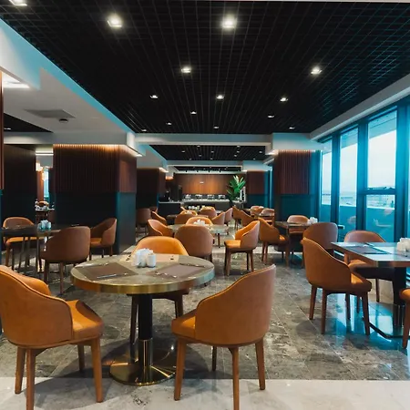 Stillo Business & Hotel 4*